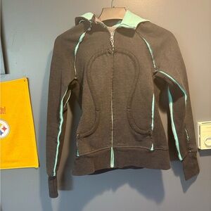 Vintage Lululemon Scuba Hoodie – Charcoal with Teal Stitching (Fits Like Size 4)